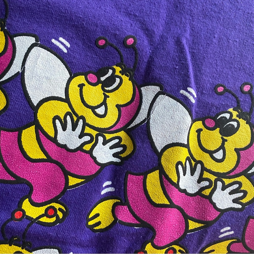 Purple We've Got It Together Bee 90s Graphic T-Shirt - Picture 3 of 5